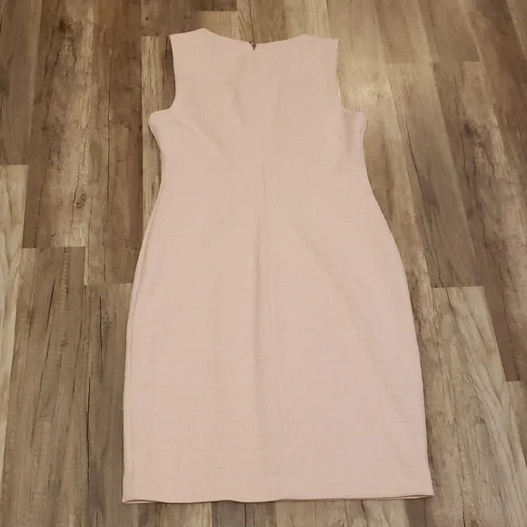 TOMMY HILFIGER CLASSIC SHEATH DRESS BLUSH PINK WITH GOLD BUTTONS SZ 6 - Picture 5 of 15